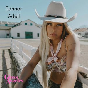 Rising Country Star Tanner Adell Still Struggles to Find a Glam Team in Nashville 