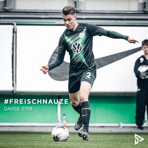 Im Karrieremodus immer selbst kaufen | Davide Itter vom VfL Wolfsburg