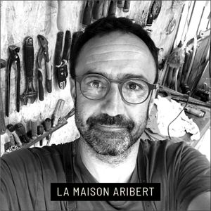 Thierry Marthenon, sculpteur : "Moi je sculpte le bois et lui c'est un sculpteur de saveurs"