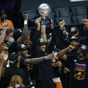 Los Phoenix Suns pelearán el título de la NBA 28 años después.