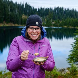 Bonus Episode: Backcountry Meal Prep with Aaron Owens Mayhew, Registered Dietician and owner of Backcountry Foodie