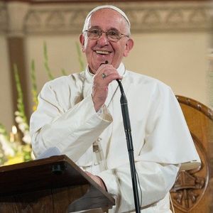 <description>
                            
                             FROM ST.PETER'S SQUARE, RECITATION OF THE REGINA CAELI  PRAYER BY POPE FRANCIS. (The content of this podcast is copyrighted by the Dicastery for Communication which, according to its statute, is entrusted to manage and protect the sound recordings of the Roman Pontiff, ensuring that their pastoral character and intellectual property's rights are protected when used by third parties. The content of this podcast is made available only for personal and private use and cannot be exploited for commercial purposes, without prior written authorization by the Dicastery for Communication. For further information, please contact the International Relation Office at relazioni.internazionali@spc.va)
                            
                        </description>